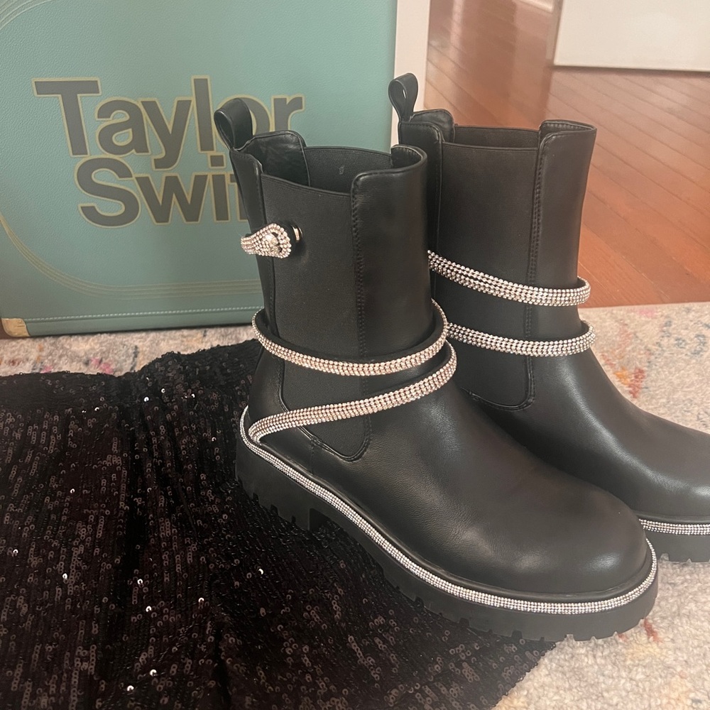 Azalea Wang Snake Combat Boots 7.5